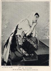 Cavalleria Rusticana Madame de Nuovina nel ruolo di Santuzza / Foto di scena